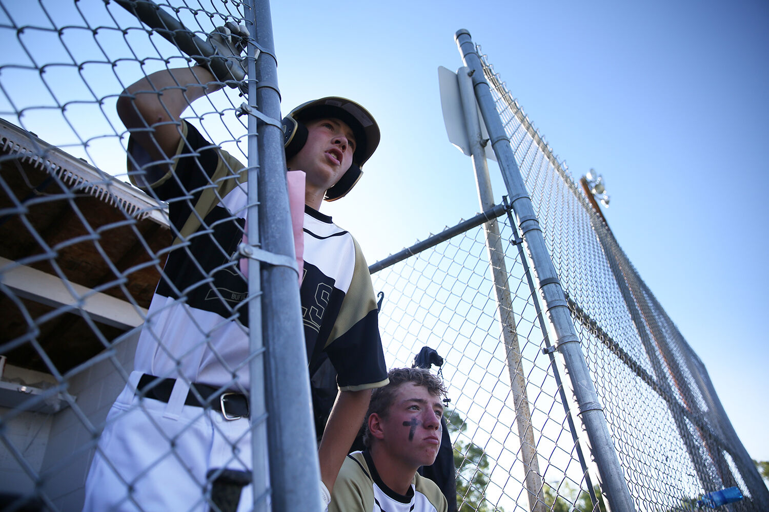 Brodyn Lambert, left, and Hayden Jawors cheer